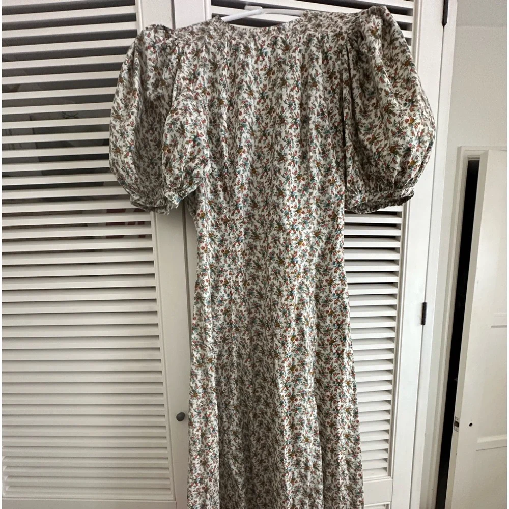 Blair Dress in Cream Fleurs D’avignon - Picture 1 of 9